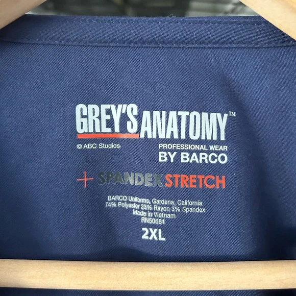 Grey's Anatomy Women’s Spandex Stretch Navy Blue Scrub Top Size 2XL - Picture 9 of 9